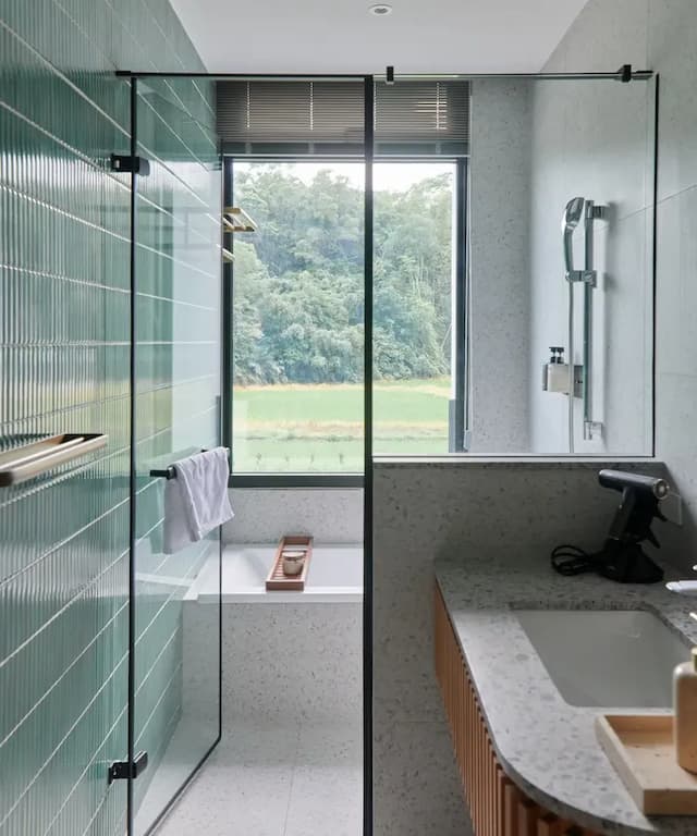 Walk in house-Deluxe Double Room with Bathtub-5