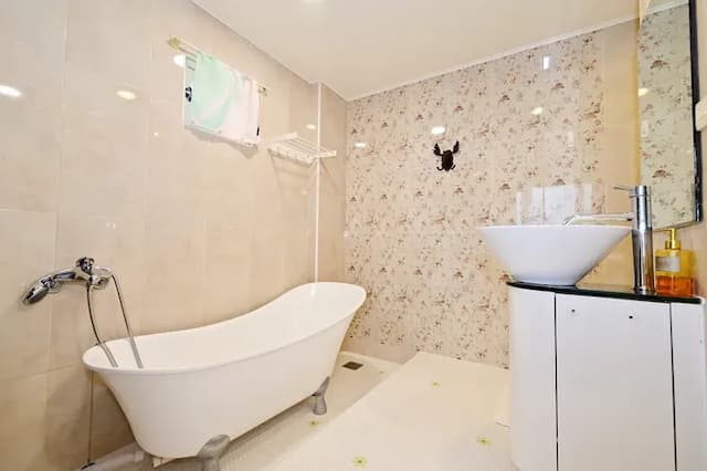 波斯卡朵親子城堡渡假民宿-豪華海景雙人房--附浴缸-12