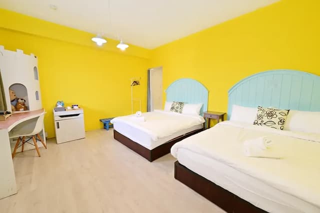 波斯卡朵親子城堡渡假民宿-舒適四人房-1