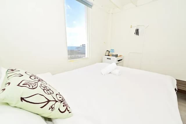 波斯卡朵親子城堡渡假民宿-豪華海景四人房-9