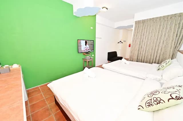 波斯卡朵親子城堡渡假民宿-豪華海景四人房-5