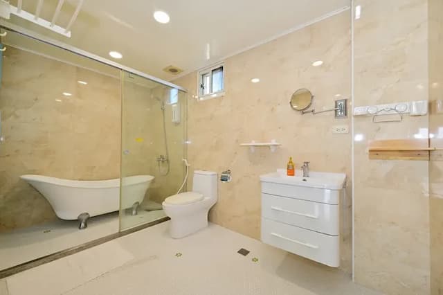 波斯卡朵親子城堡渡假民宿-豪華海景三人房-附浴缸-6