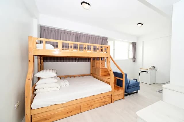 波斯卡朵親子城堡渡假民宿-豪華海景六人房-附浴缸-4