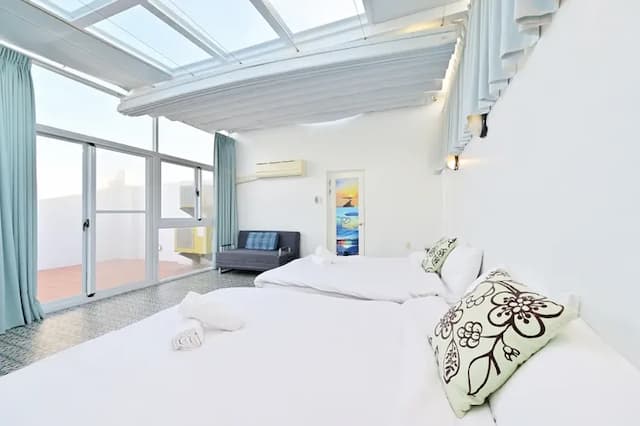 波斯卡朵親子城堡渡假民宿-星空海景六人房-1