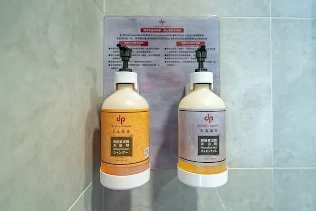 Tsum Chill /near the Second Art Museum and Chihkan Tower Business District-Cloud-8