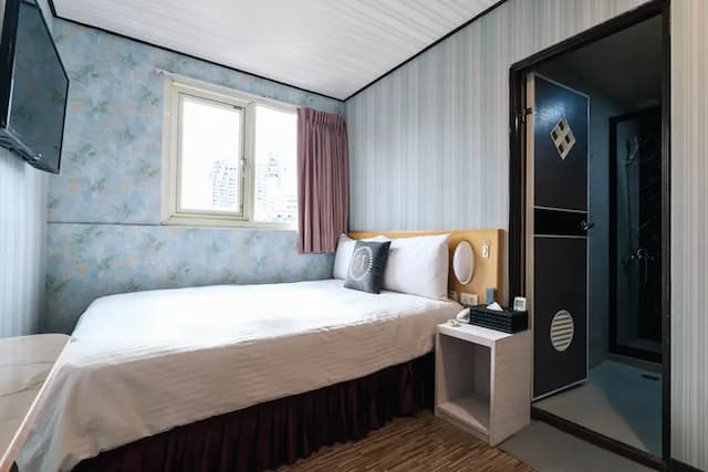 首府旅館｜緊鄰府中、板橋站-雙人間-1