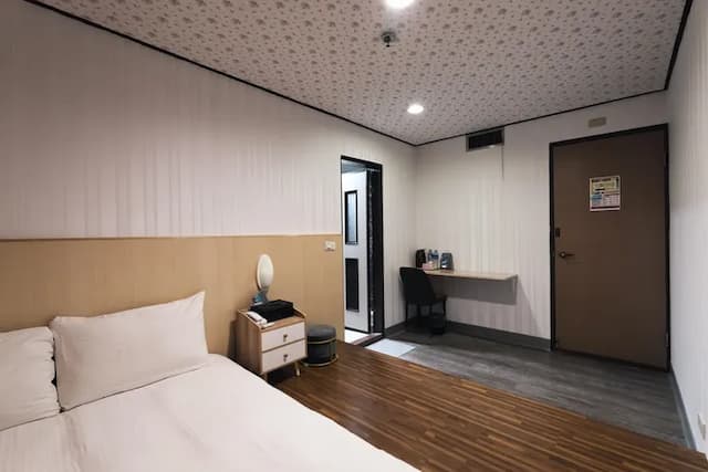 首府旅館｜緊鄰府中、板橋站-雙人間-5