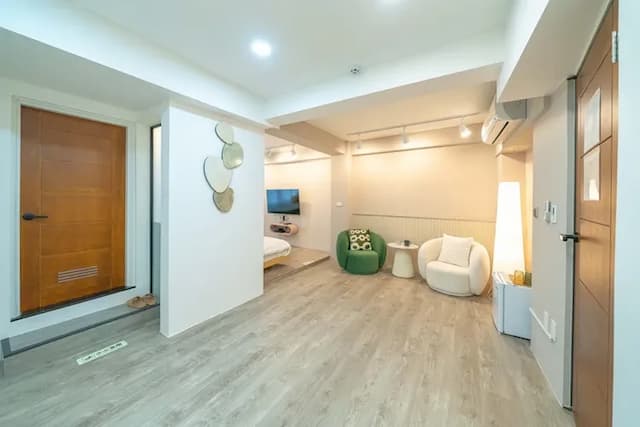 Tsum Chill /near the Second Art Museum and Chihkan Tower Business District-Pure-2