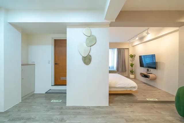 Tsum Chill /near the Second Art Museum and Chihkan Tower Business District-Pure-1