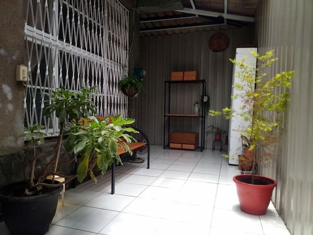 台南懷舊風格/透天一樓套房-好停車-近文化中心-老屋新力-透天整層一樓-好停車-6