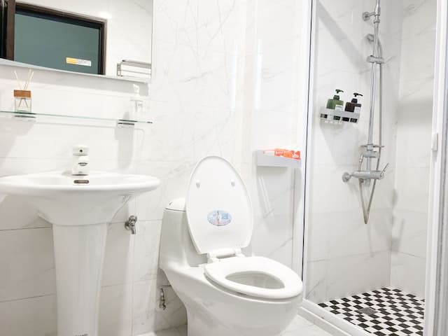 에디스 하우스 호스텔 (Eddie’s House Hostel)-202 Double Room-6