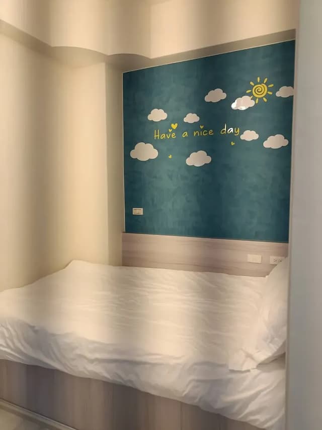 Sun Never Sets Bed and Breakfast-Single Room-2