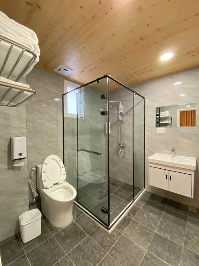 Sun Never Sets Bed and Breakfast-Triple Room-3