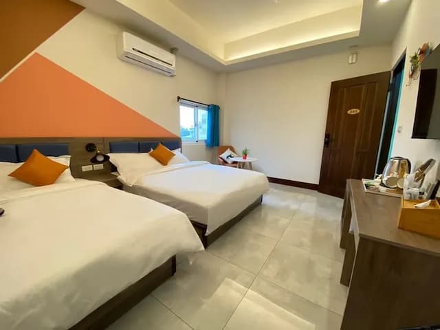 Sun Never Sets Bed and Breakfast-Triple Room-4