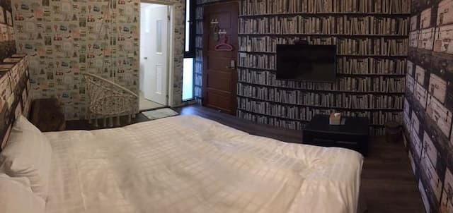 夜泊、梅花鹿民宿｜寬敞親子溜滑梯-溫馨雙人房-4