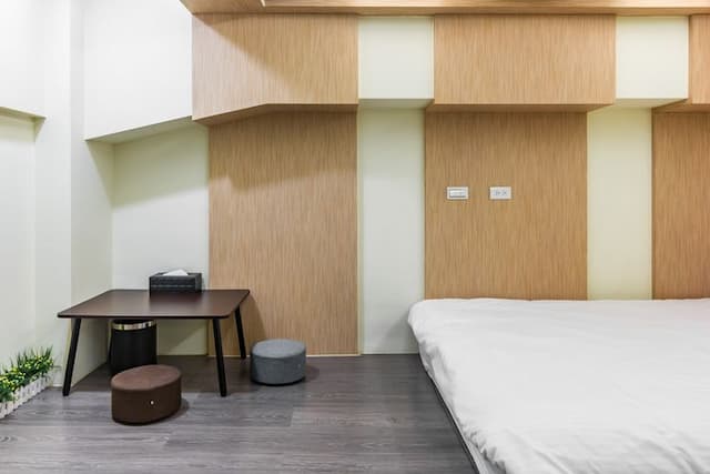 日月潭兒茶宿｜附電梯、地點便利、乾淨舒適-特大樓中樓家庭房-附浴缸-102-3