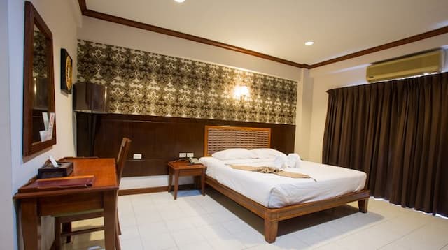 INN HOUSE-Deluxe Room-2