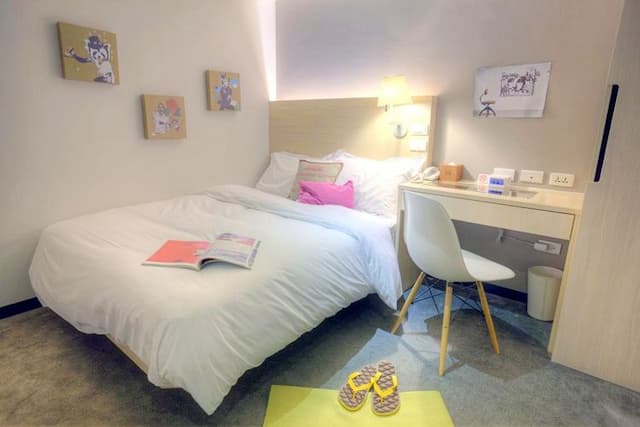 二十輪旅店西門町館-標準客房雙人房(無窗)-2