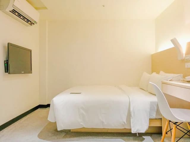 二十輪旅店西門町館-標準客房雙人房(無窗)-3