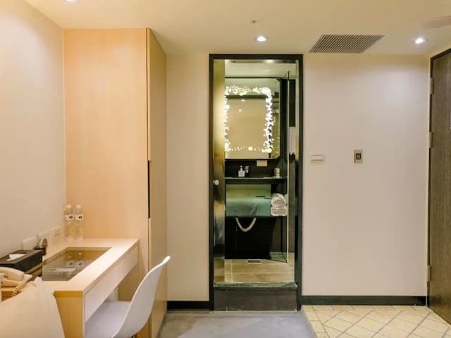 二十輪旅店西門町館-標準客房雙人房(無窗)-4