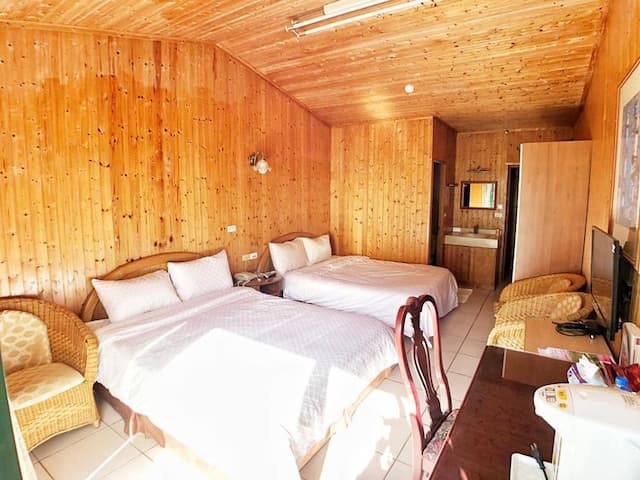 Taoyuan Xiaowulai Villa-Quadruple Suite-2