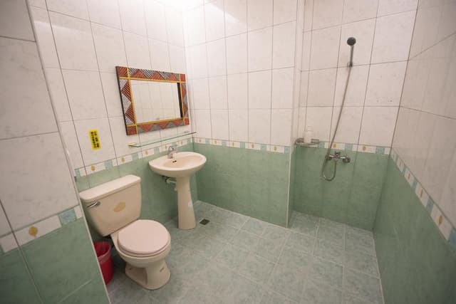 Ding Jia Hotel-Mountain View x Balcony Family Room-6