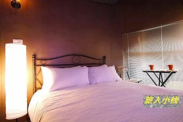 Traveler Station R15-203-7