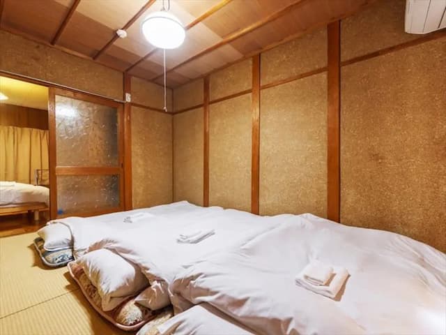 1 stopto Tennoji/7min walk to station/2-story Japanese retro house/71㎡/Max 6pax-Entire house | 4-6ppl | good for group-3