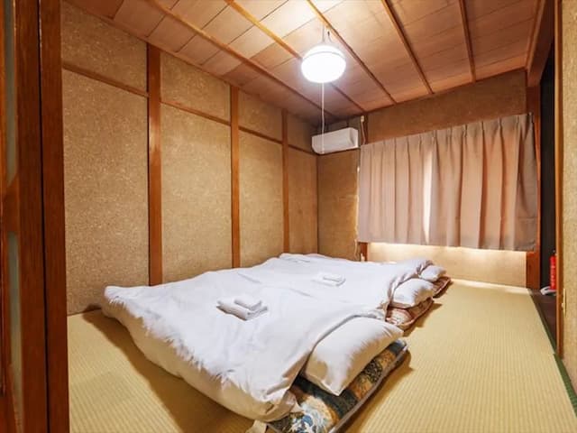 1 stopto Tennoji/7min walk to station/2-story Japanese retro house/71㎡/Max 6pax-Entire house | 4-6ppl | good for group-4