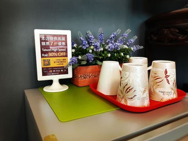 三隻老虎青年旅店-標準四人房-2