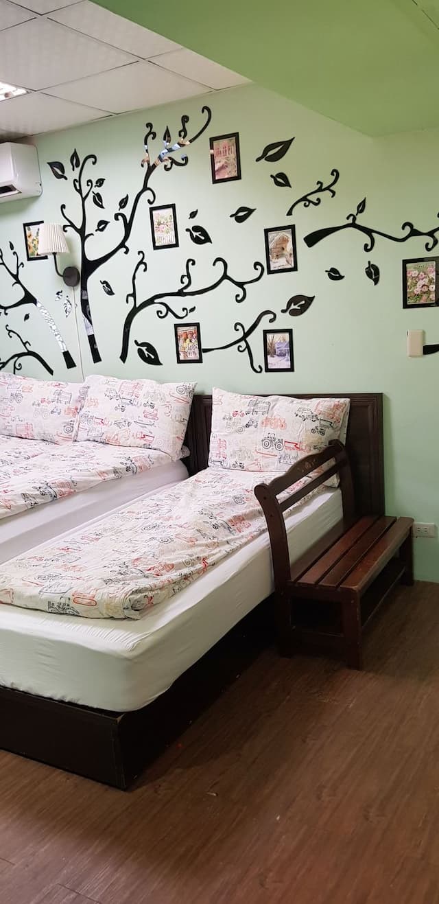 三隻老虎青年旅店-標準六人房-8