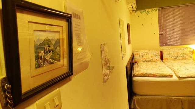 三隻老虎青年旅店-標準六人房-12