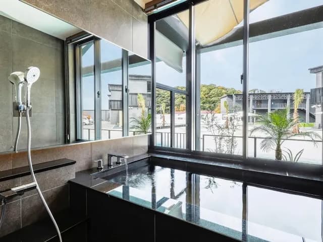 FIVE SPRING RESORT THE SHIRAHAMA-Dragon (泳池景雙床房)-4