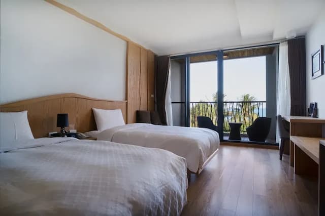 Sinasera Resort-Ocean View Twin Room-4