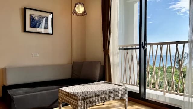 Sinasera Resort-Executive Double Room-5