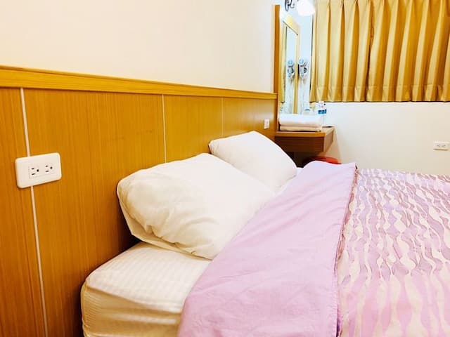 Jia's Homestay-Double green room-2