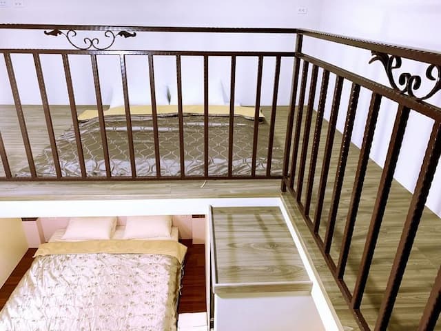 Jia's Homestay-Building in the middle of the quadruple room-3