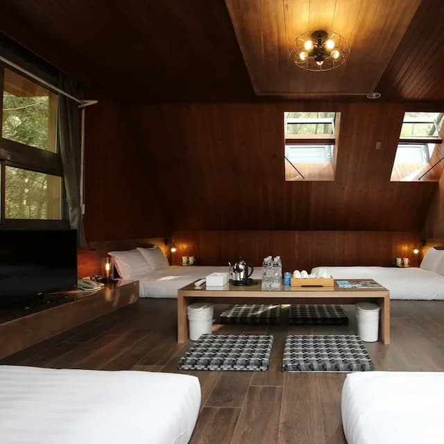 台中商務旅館－八仙山莊-森活八人房-5