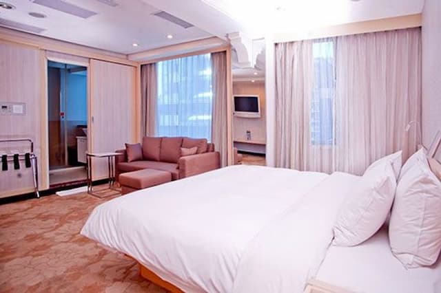 YOMI HOTEL-VIP room-8