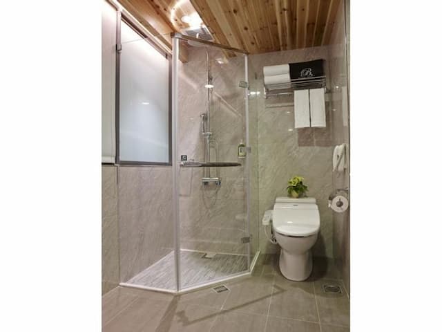 ビューティー ホテルズ タイペイ ホテル ビーステイ-Deluxe Triple Room-7