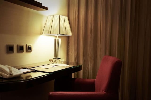 柔美精品商旅-奢華雙床房-6