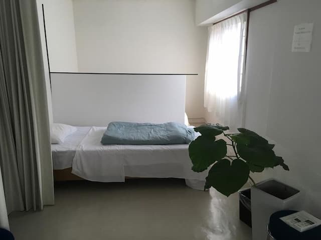 게스트하우스 M104 가고시마 (Guest House M104 Kagoshima)-Dormitory Room-Mixed Single Bed-5 in total-1