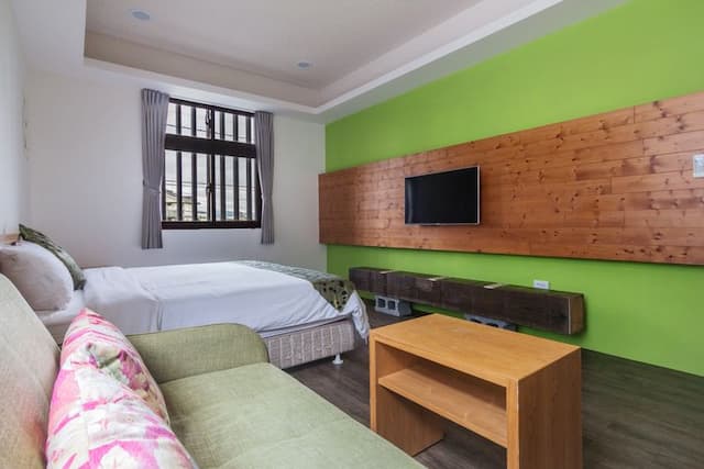 宜蘭佐沐的民宿 l 代售套裝行程-園景特大雙人床房 - 綠意 l 純住宿-4