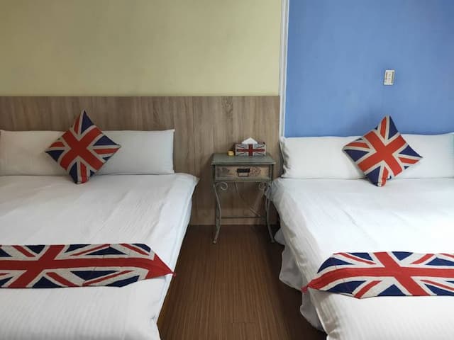 아이즈 딤 스위트 삼다관 (Eyes Theme Suites Sanduo Museum)-Standard Quadruple Room with Balcony-3