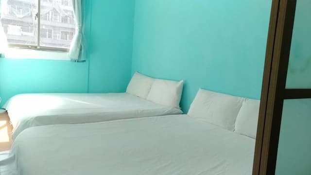 아이즈 딤 스위트 삼다관 (Eyes Theme Suites Sanduo Museum)-Deluxe Family 6-Bed Room - 3 Beds with Balcony-8