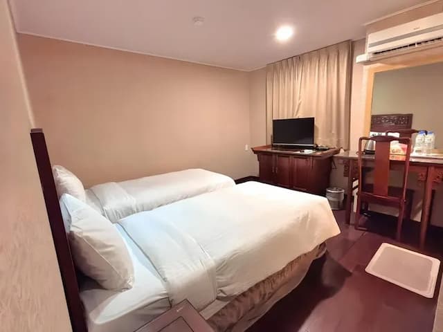 花蓮凱悅旅店 Kaiyue Inn-標準雙床房-3