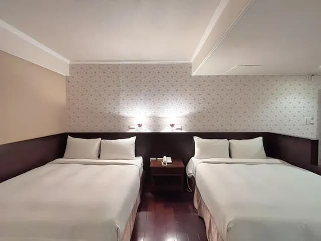 花蓮凱悅旅店 Kaiyue Inn-四人房-1