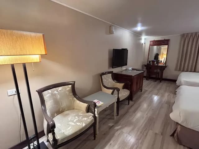 花蓮凱悅旅店 Kaiyue Inn-四人房-6