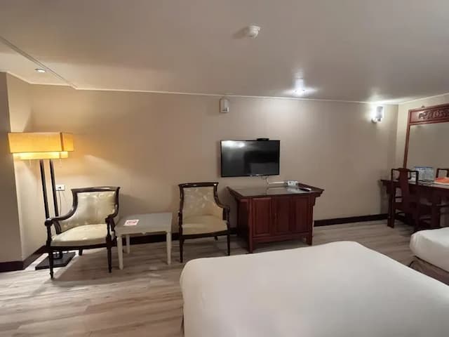 花蓮凱悅旅店 Kaiyue Inn-四人房-7