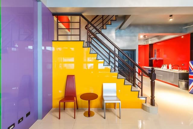 Lin's Home-Family Room with Balcony-4